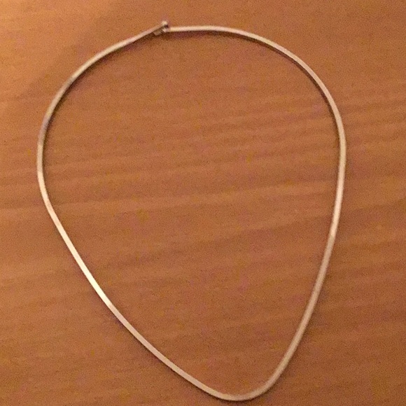 Jewelry - Silver collar necklace
